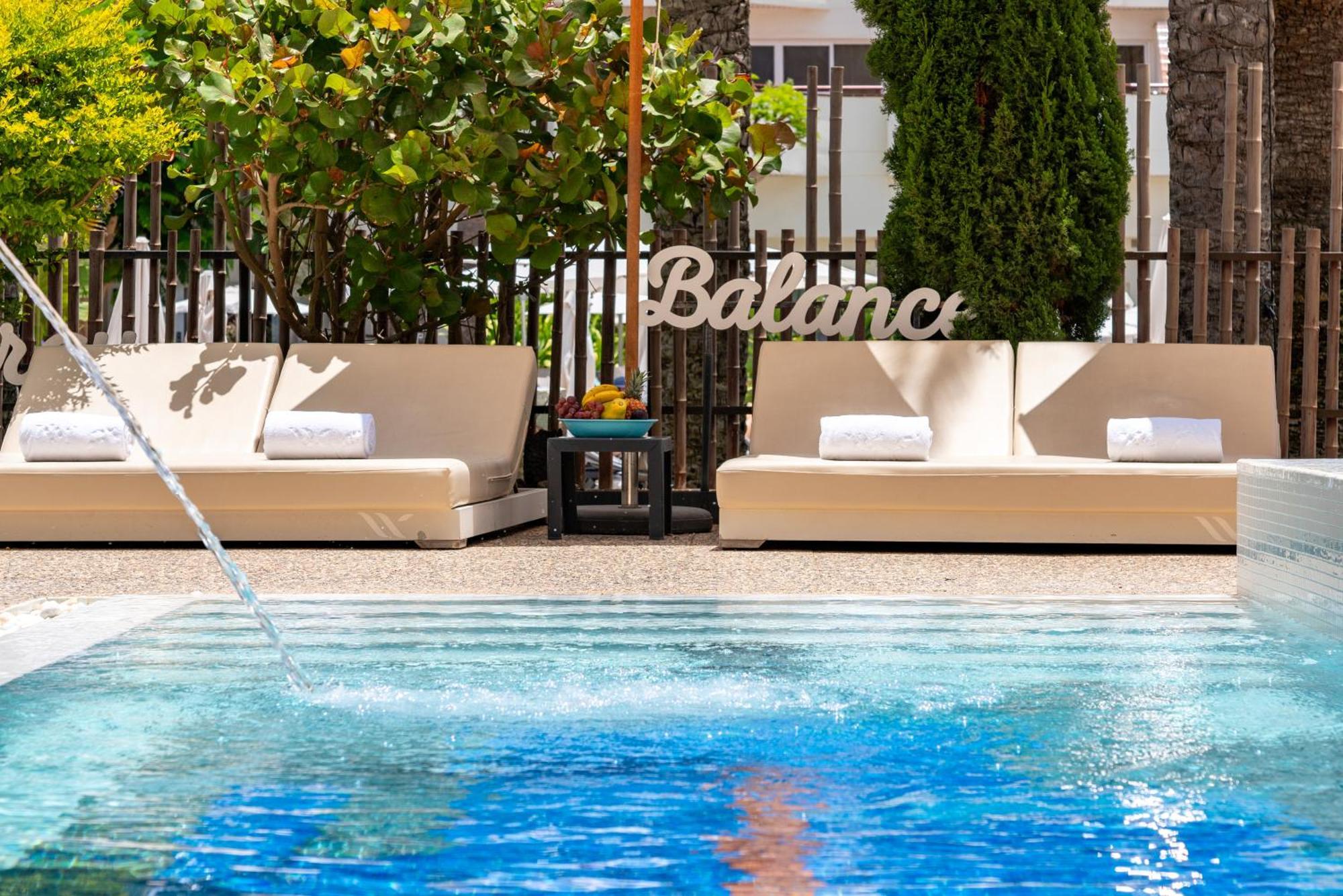 Hotel Barcelo Bay - Adults Only 4*